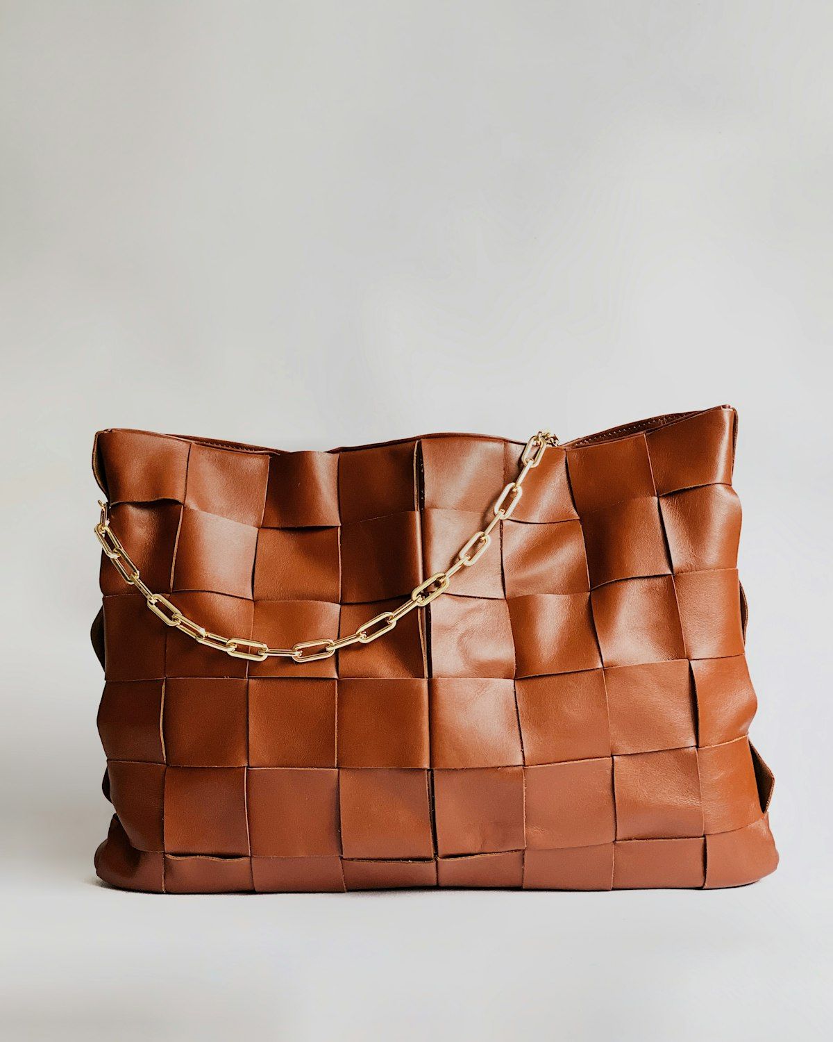 Kožna torba model DŽEJLA